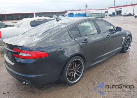 2015 Jaguar Xf 3.0 Portfolio/3.0 Sport z USA, uszkodzony, nr VIN SAJWA0F74F8U76324